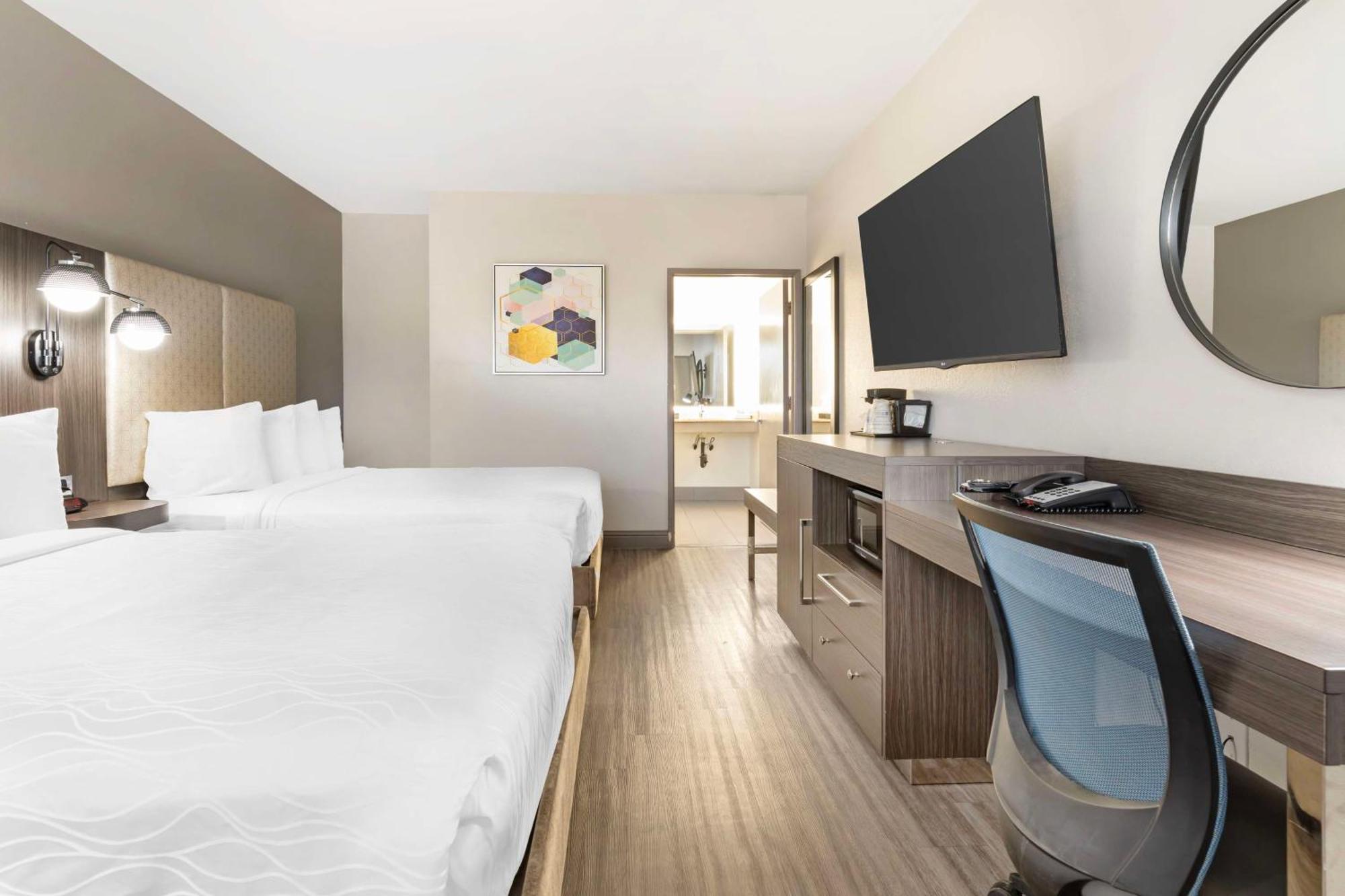 Best Western Marina State Beach Luaran gambar