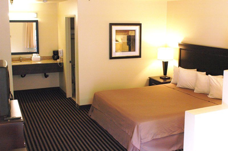 Best Western Marina State Beach Bilik gambar